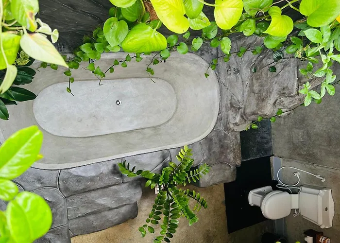 Ama Eco Lodge